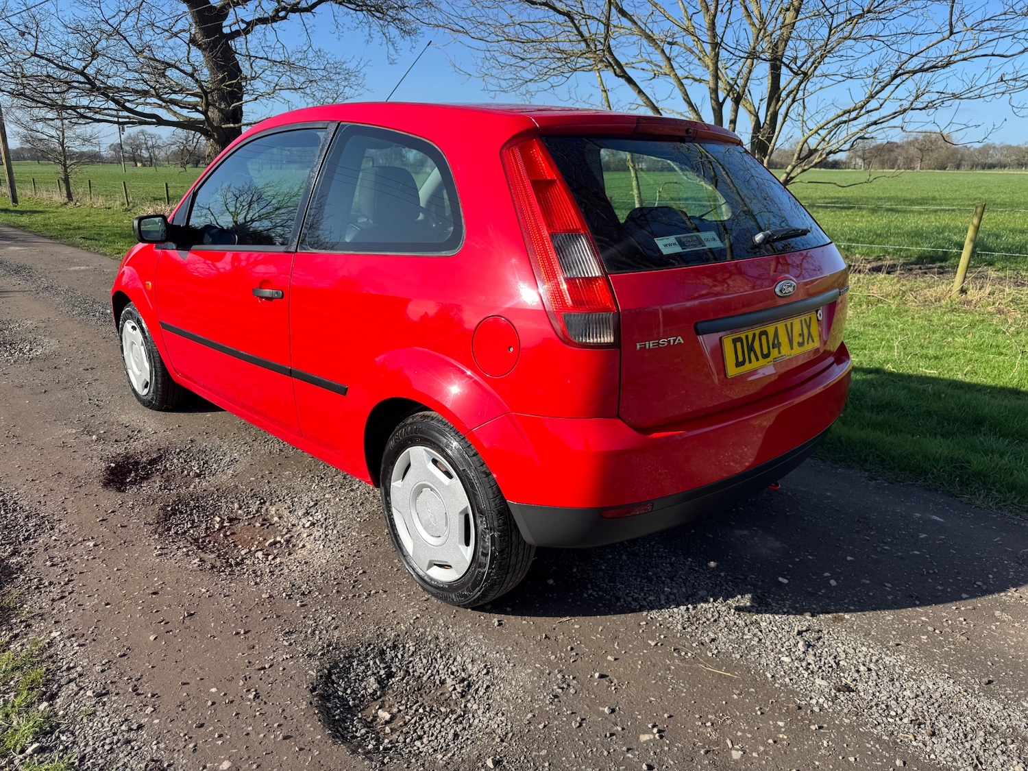 Used Ford Fiesta 2004 for sale - 77827725: Photo 3