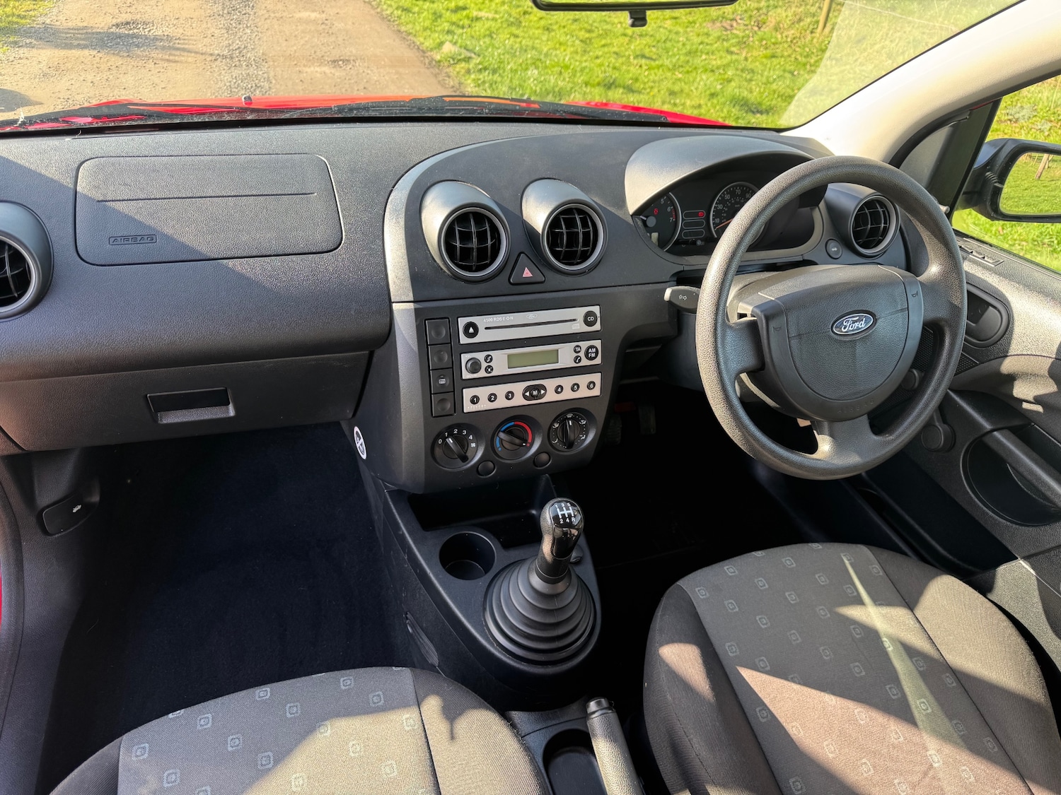 Used Ford Fiesta 2004 for sale - 77827725: Photo 9