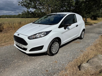 Used Ford Fiesta 2014 for sale - 79458976: Photo