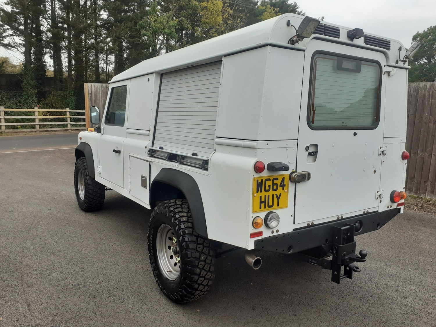 Used Land Rover Defender 2014 for sale - 76309706: Photo 3