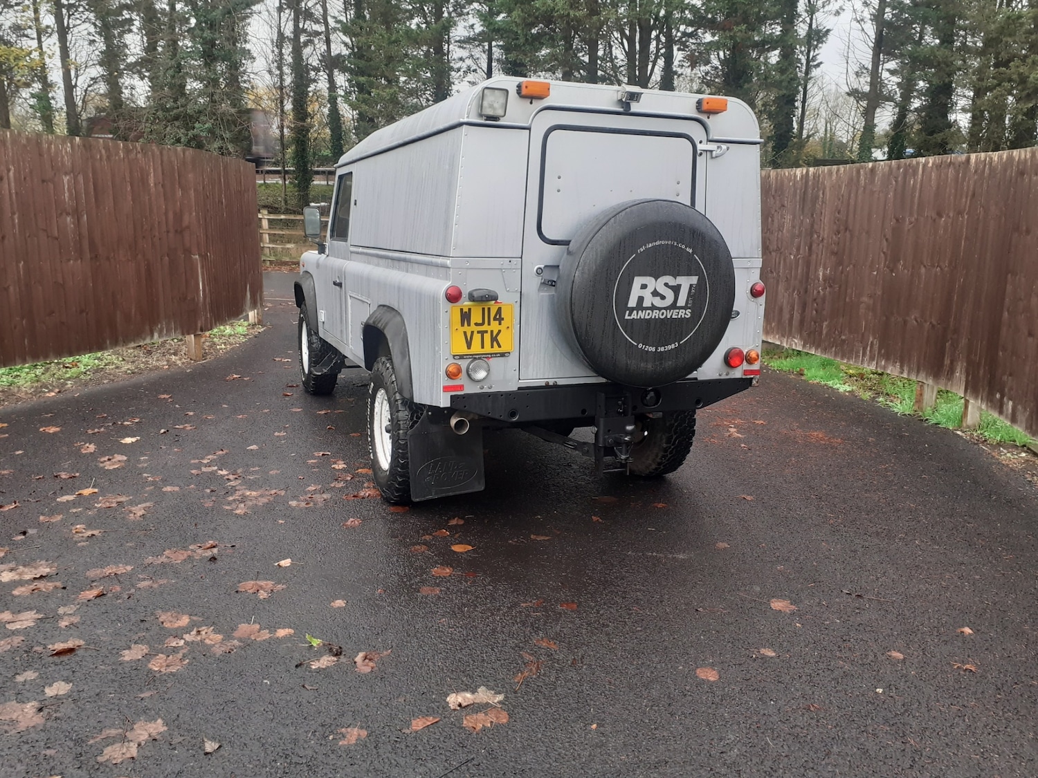 Used Land Rover Defender 2014 for sale - 76542891: Photo 3