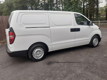 Used Hyundai Iload 2019 for sale - 76078908: Photo