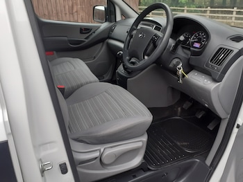 Used Hyundai Iload 2019 for sale - 76078908: Photo