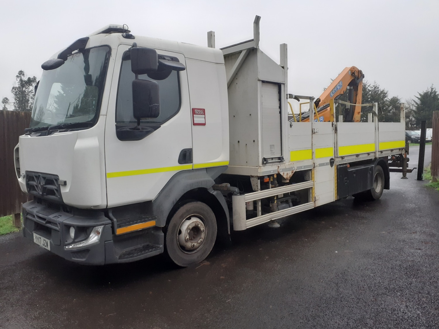 Used Renault Other 2017 for sale - 77423603: Photo 2