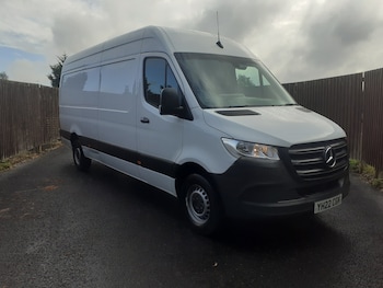 Mercedes-Benz - Sprinter
