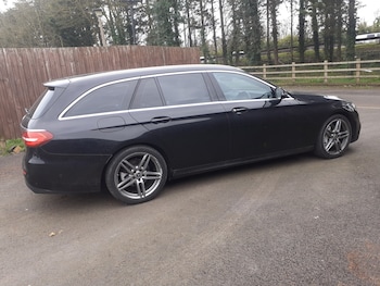 Used Mercedes-Benz E Class 2017 for sale - 77946188: Photo