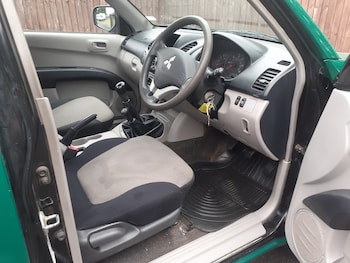 Used Mitsubishi L200 2015 for sale - 75157218: Photo