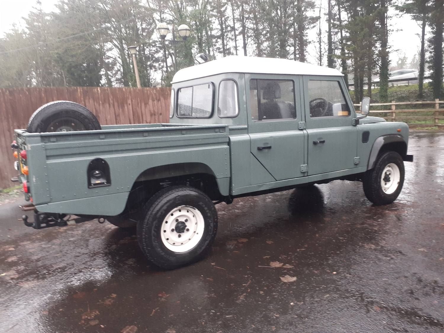 Used Land Rover Defender 2009 for sale - 77118771: Photo 2