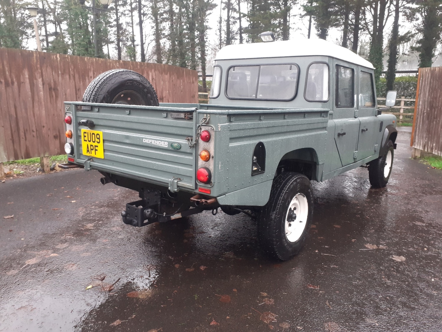 Used Land Rover Defender 2009 for sale - 77118771: Photo 4
