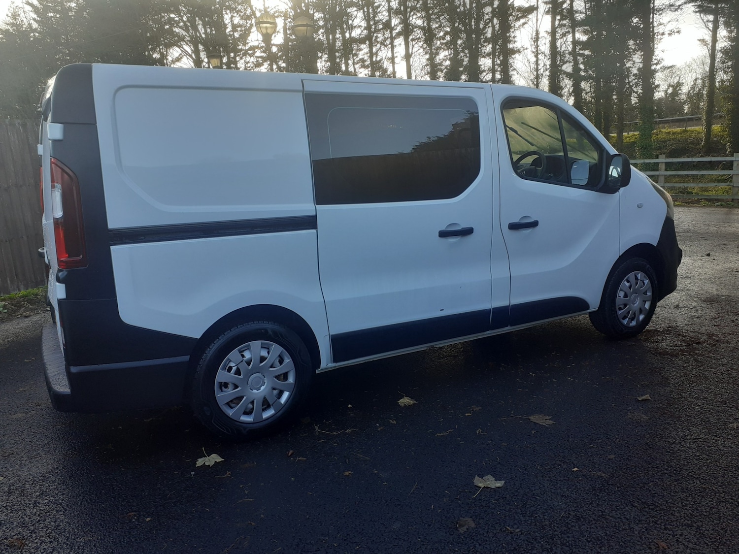 Used Vauxhall Vivaro 2019 for sale - 76777237: Photo 2