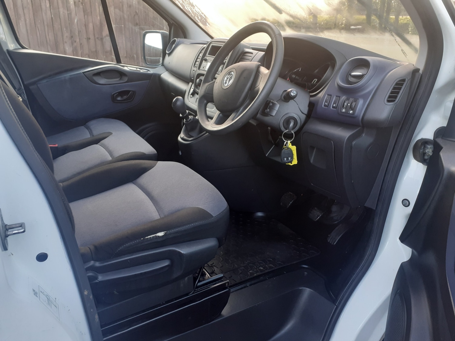 Used Vauxhall Vivaro 2019 for sale - 76777237: Photo 4