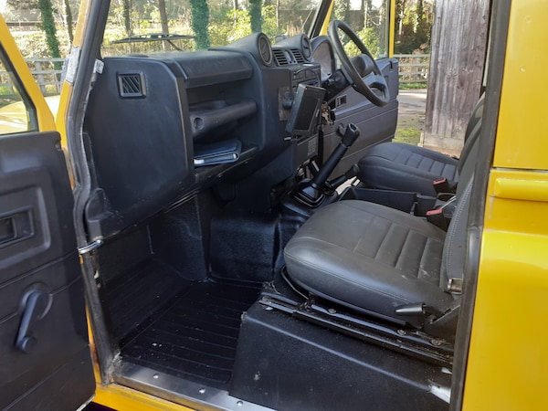 Used Land Rover Defender 2014 for sale - 76082376: Photo 5