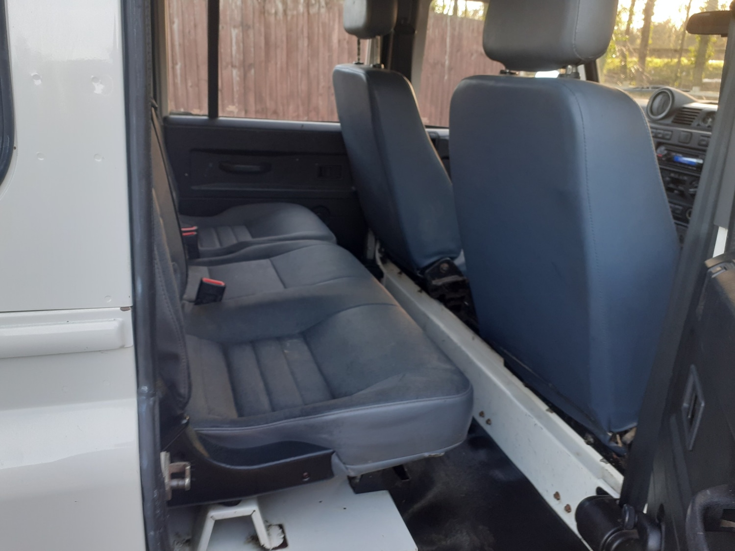 Used Land Rover Defender 2010 for sale - 76707380: Photo 7