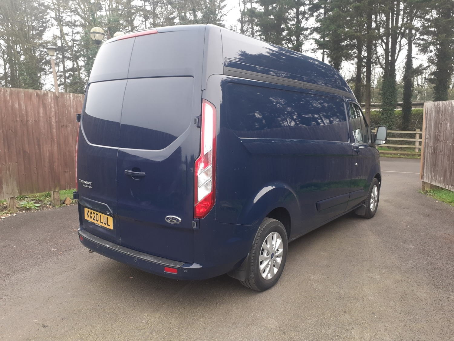 Used Ford Transit Custom 2020 for sale - 77801940: Photo 3