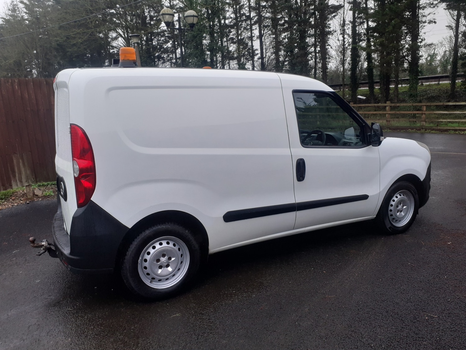 Used Vauxhall Combo 2018 for sale - 77541331: Photo 2
