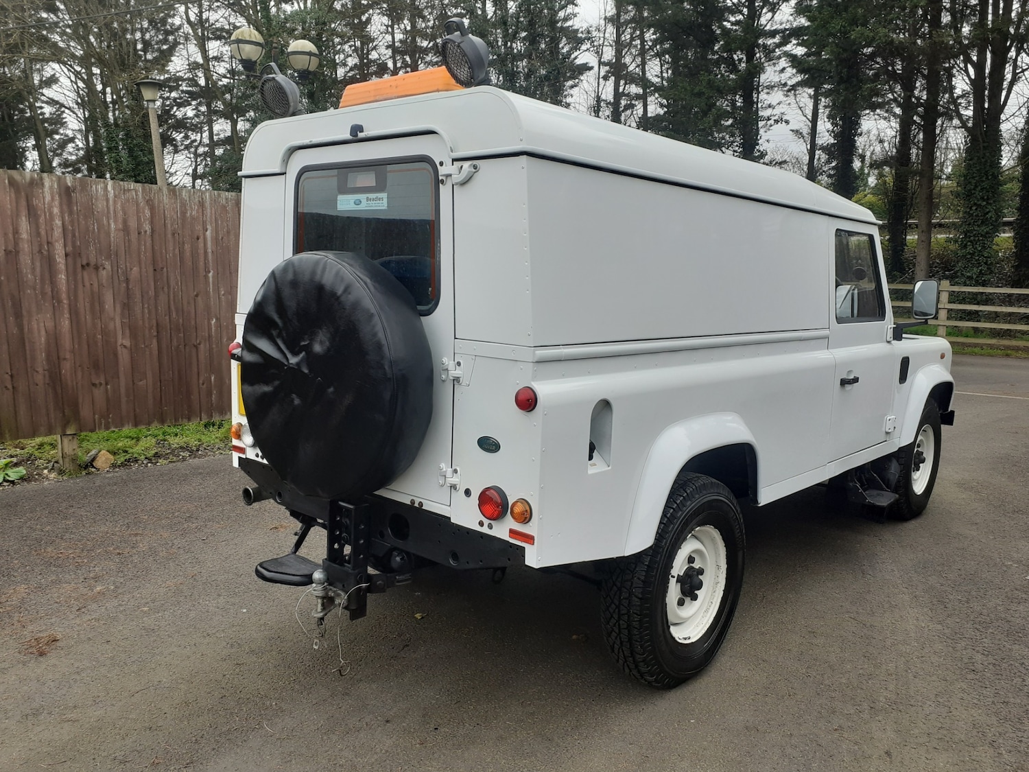 Used Land Rover Defender 2011 for sale - 77906823: Photo 3