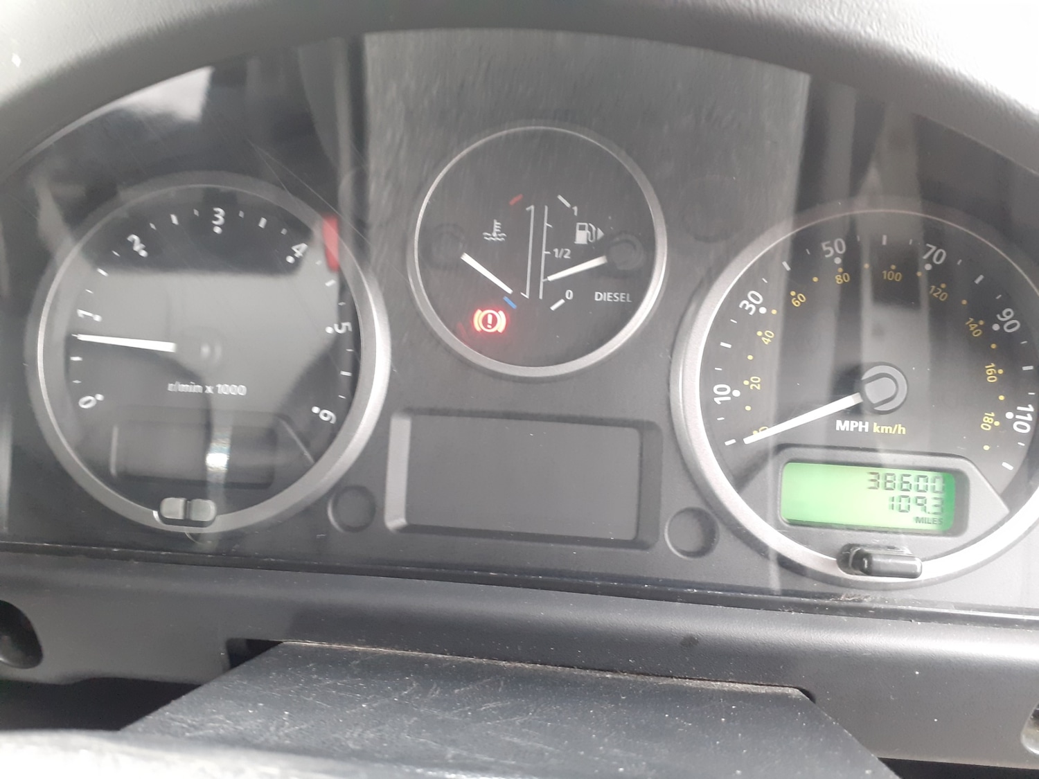 Used Land Rover Defender 2011 for sale - 77906823: Photo 5