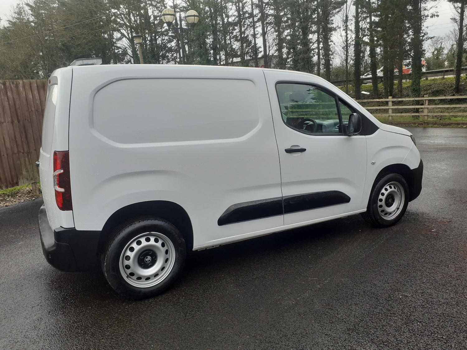 Used Vauxhall Combo 2024 for sale - 77490003: Photo 2