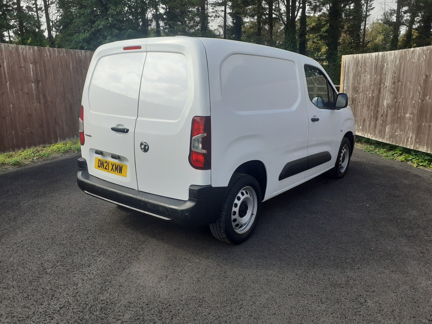 Used Vauxhall Combo 2021 for sale - 75963395: Photo 3