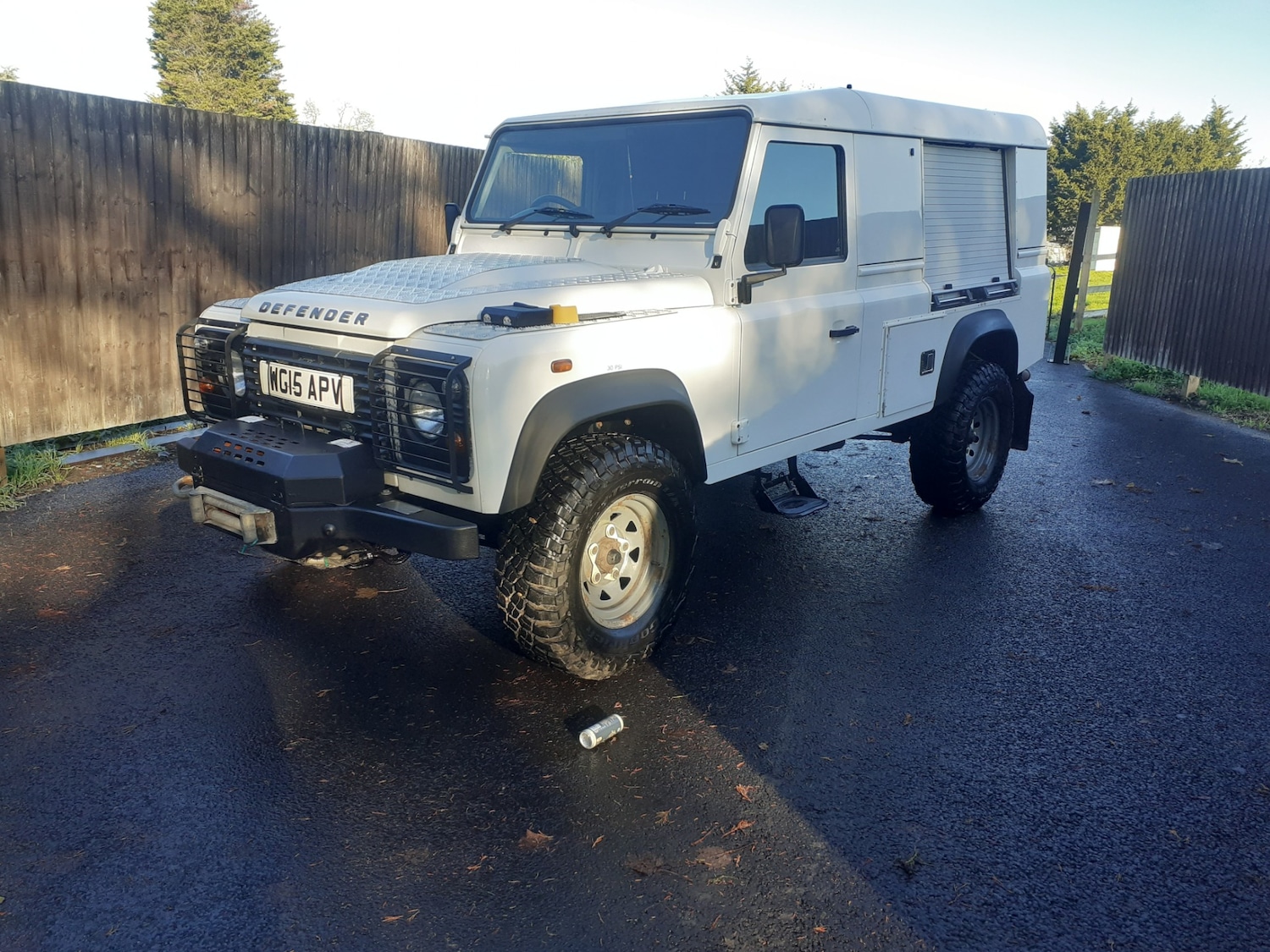 Used Land Rover Defender 2015 for sale - 76803586: Photo 1