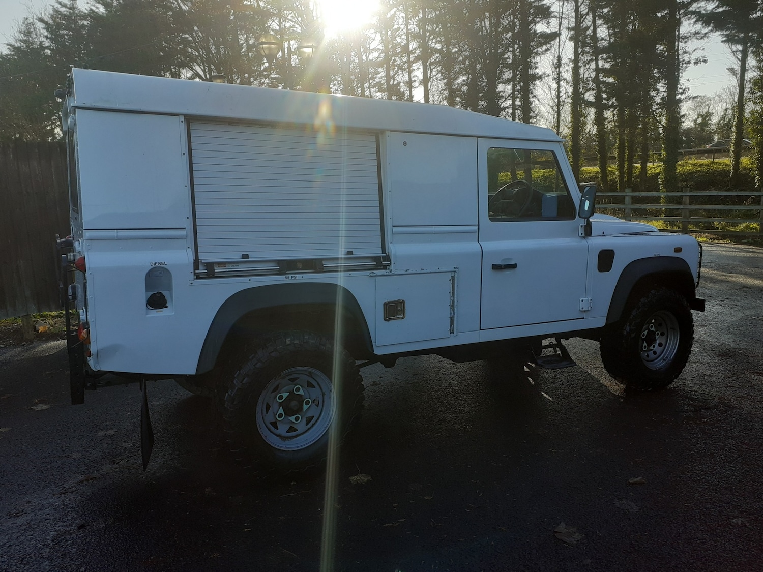 Used Land Rover Defender 2015 for sale - 76803586: Photo 2