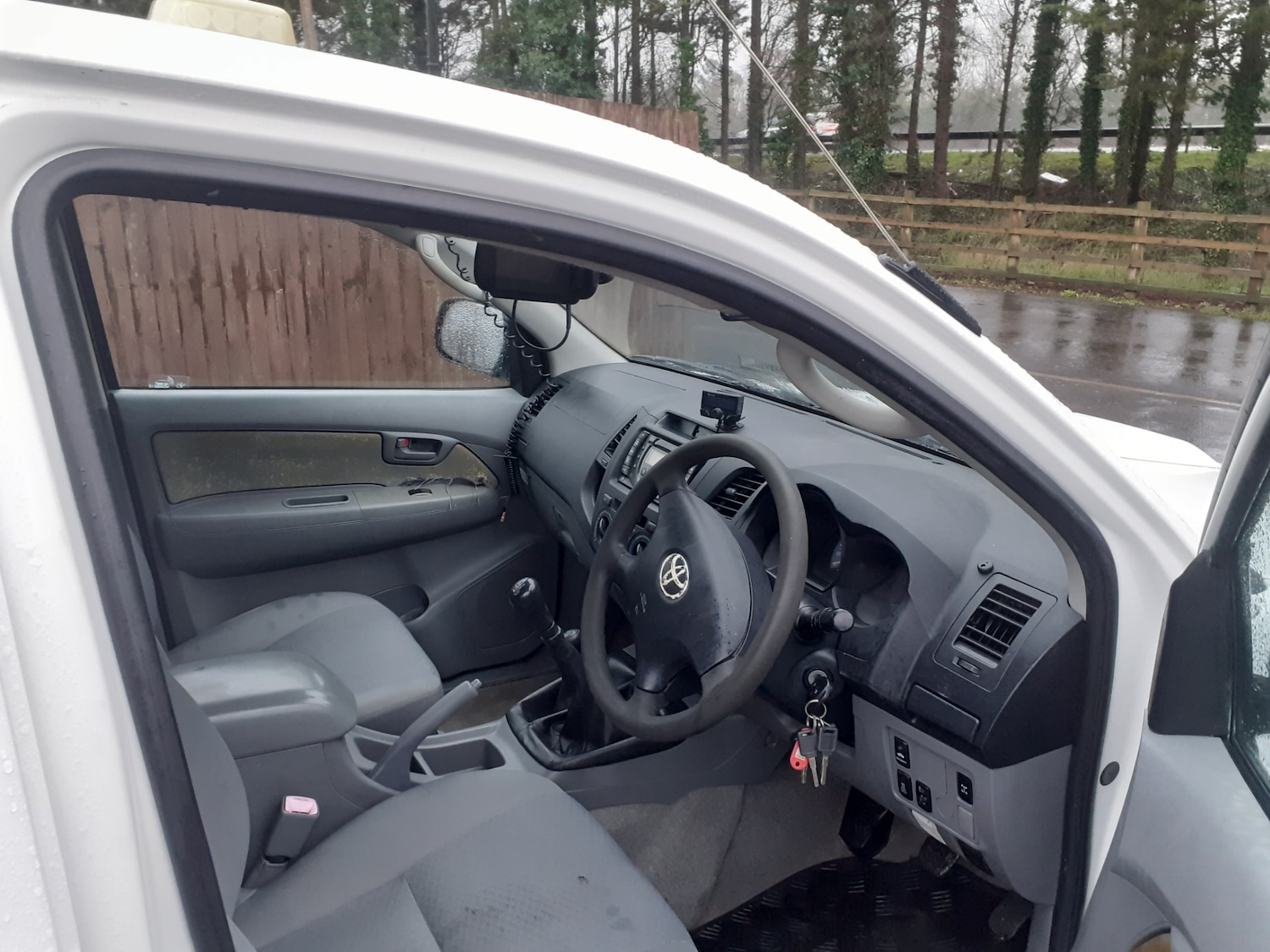 Used Toyota Hilux 2010 for sale - 77445714: Photo 4