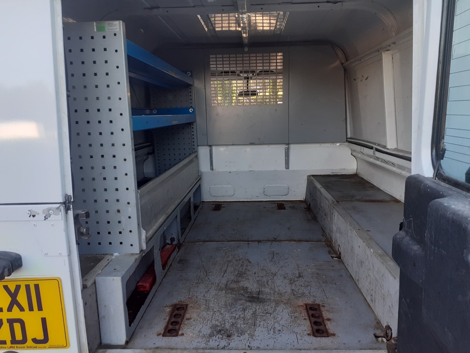 Used Land Rover Defender 2011 for sale - 76651096: Photo 6