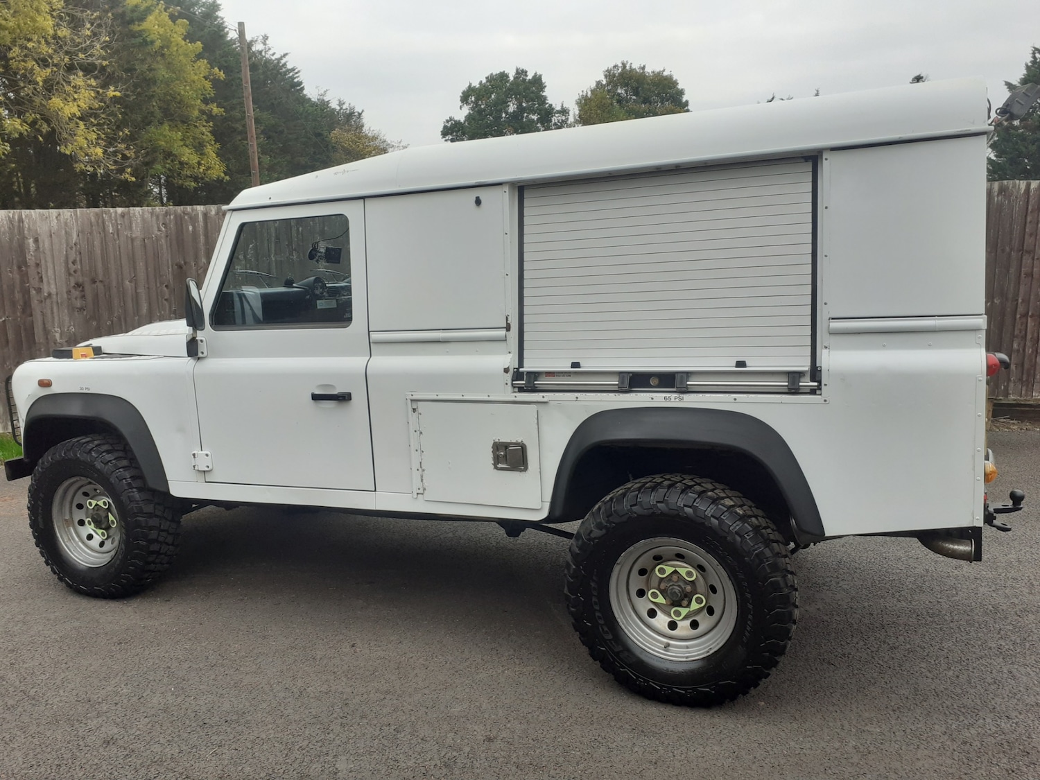 Used Land Rover Defender 2014 for sale - 77584887: Photo 2