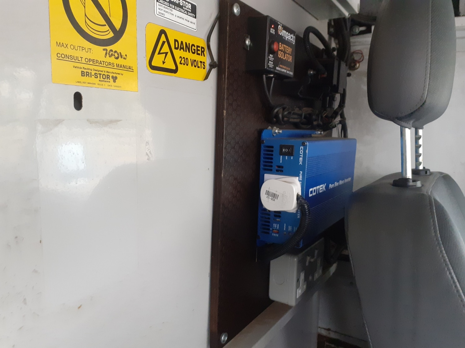 Used Land Rover Defender 2014 for sale - 77584887: Photo 6