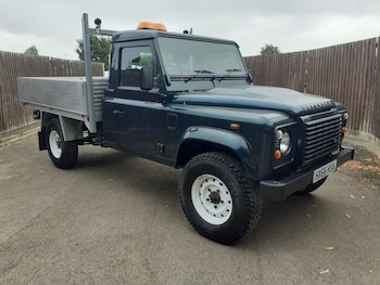 Land Rover - Defender