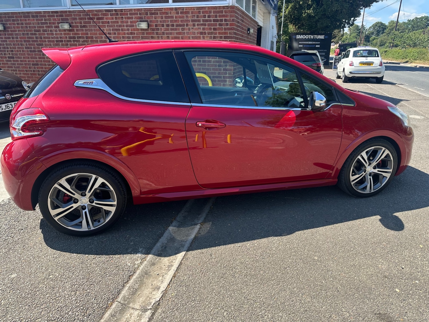 Used Peugeot 208 2013 for sale - 76897193: Photo 10