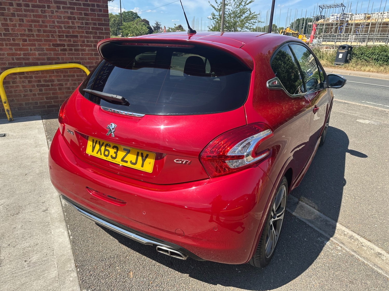 Used Peugeot 208 2013 for sale - 76897193: Photo 8