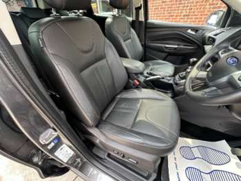 Used Ford Kuga 2016 for sale - 74900474: Photo