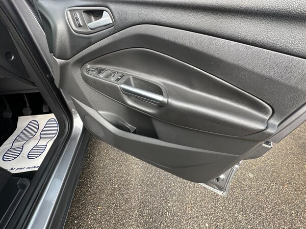 Used Ford Kuga 2014 for sale - 75908349: Photo 16