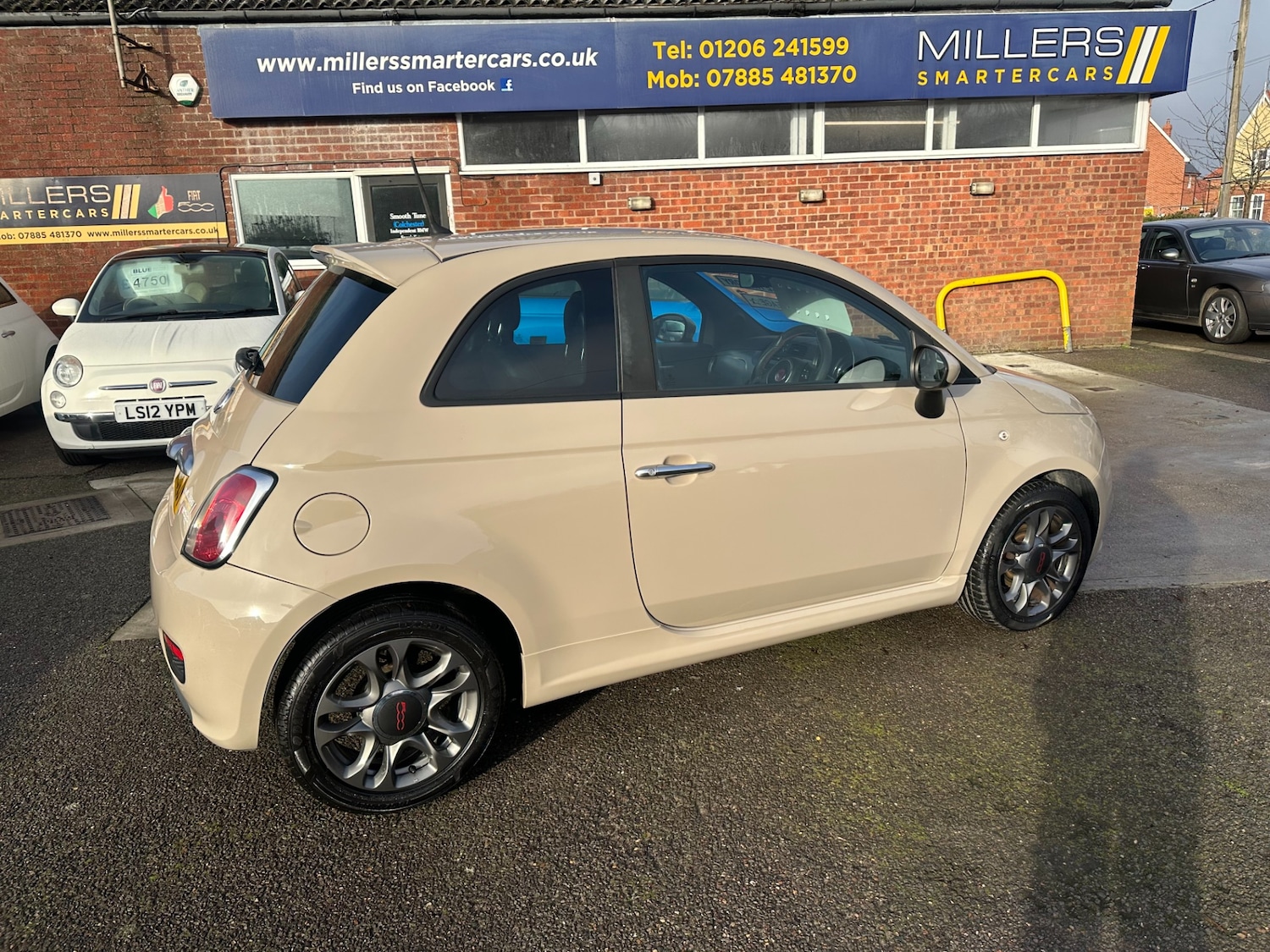Used Fiat 500 2015 for sale - 77065621: Photo 4