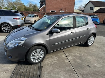 Used Renault Clio 2010 for sale - 78258530: Photo