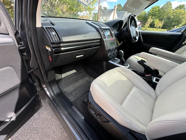 Used Land Rover Freelander 2010 for sale - 75767370: Photo 20