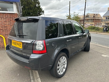 Used Land Rover Freelander 2010 for sale - 75767370: Photo