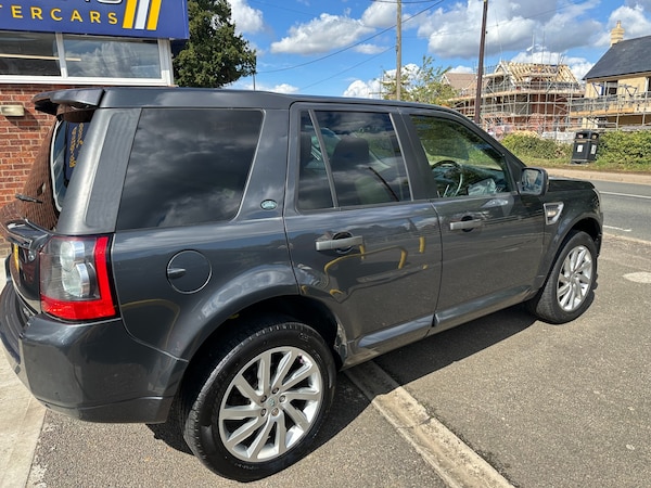 Used Land Rover Freelander 2010 for sale - 75767370: Photo 9