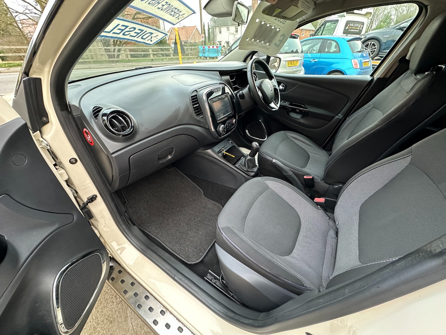 Used Renault Captur 2015 for sale - 77822430: Photo 18