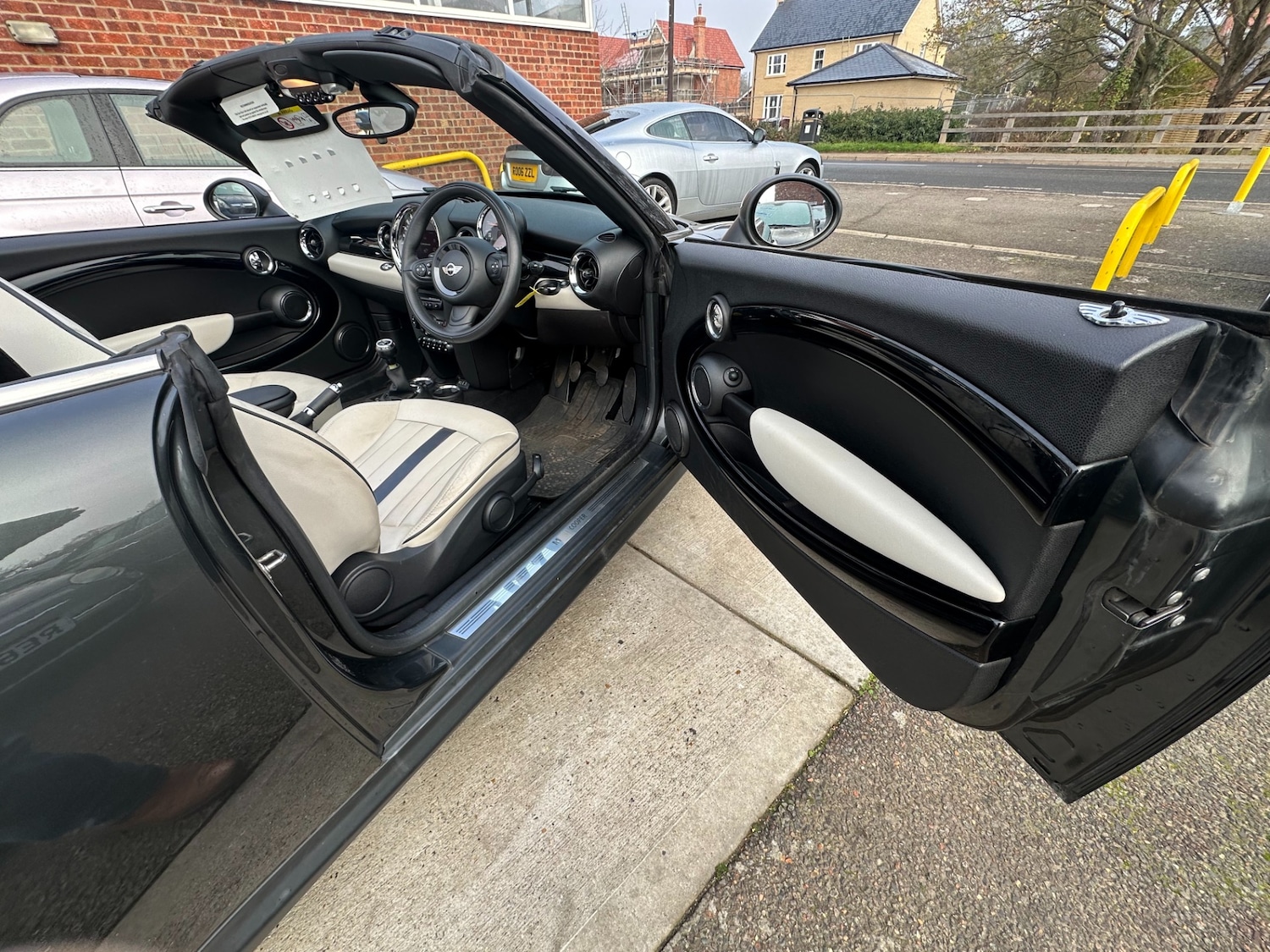 Used MINI Roadster 2014 for sale - 76709915: Photo 18