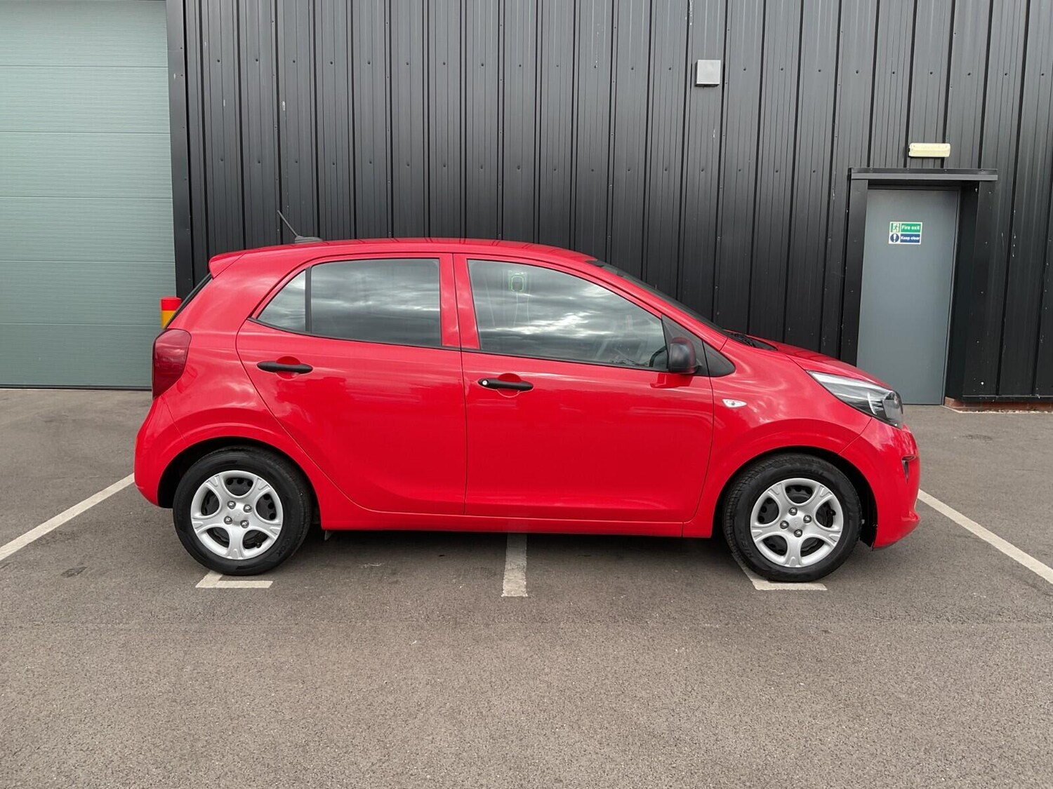 Used Kia Picanto 2022 for sale - 75915791: Photo 5