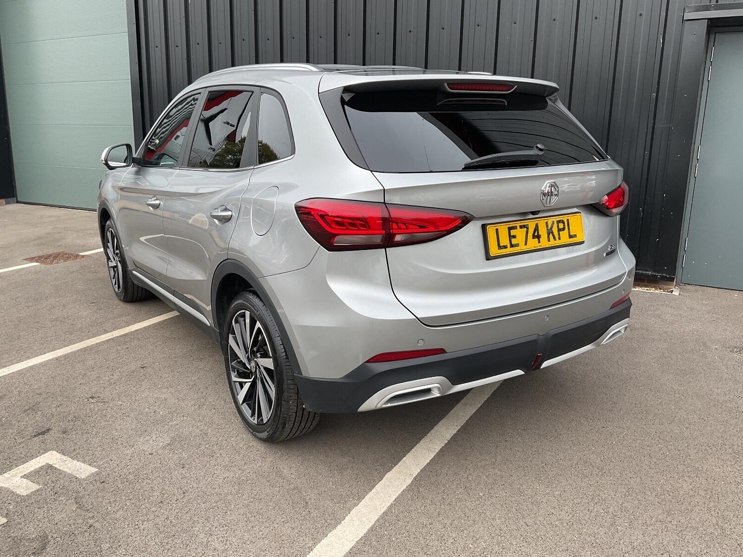 Used MG MG ZS 2024 for sale - 76227720: Photo 2