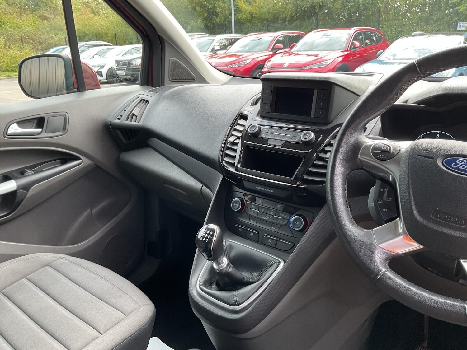 Used Ford Tourneo Connect 2019 for sale - 76094826: Photo 18