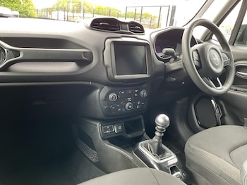 Used Jeep Renegade 2022 for sale - 75825923: Photo