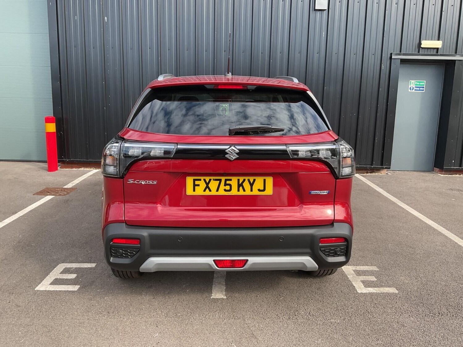 Used Suzuki SX4 S-Cross 2025 for sale - 76094567: Photo 4