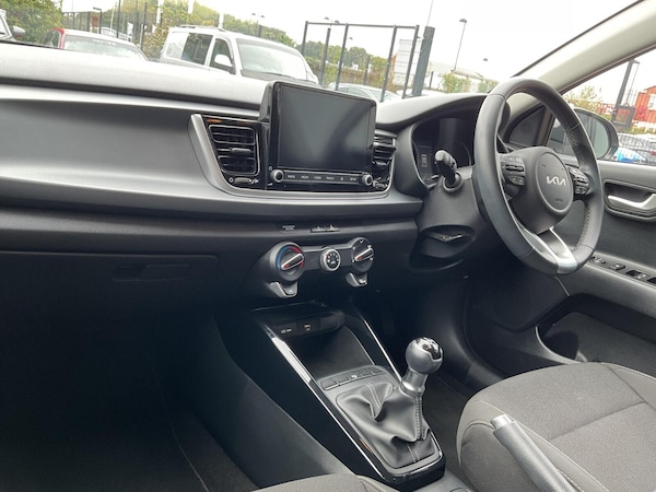 Used Kia Rio 2023 for sale - 76094184: Photo 2