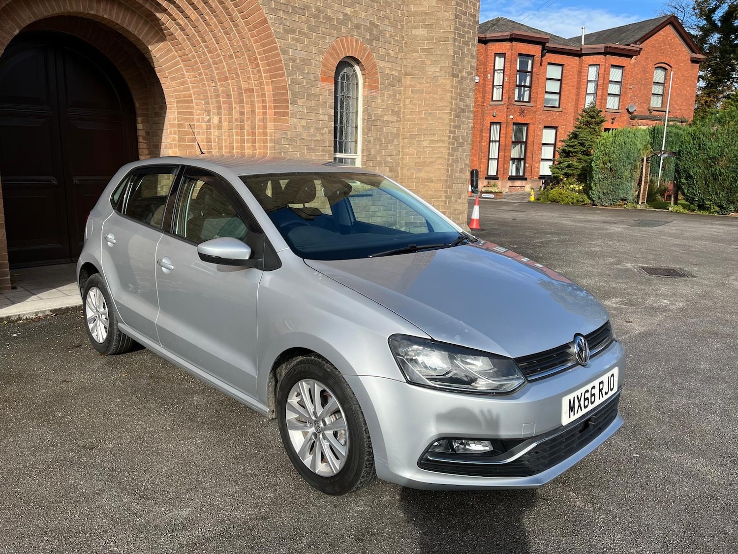 Used Volkswagen Polo 2025 for sale - 76403284: Photo 2