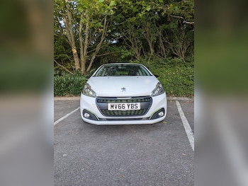 Used Peugeot 208 2016 for sale - 77643879: Photo