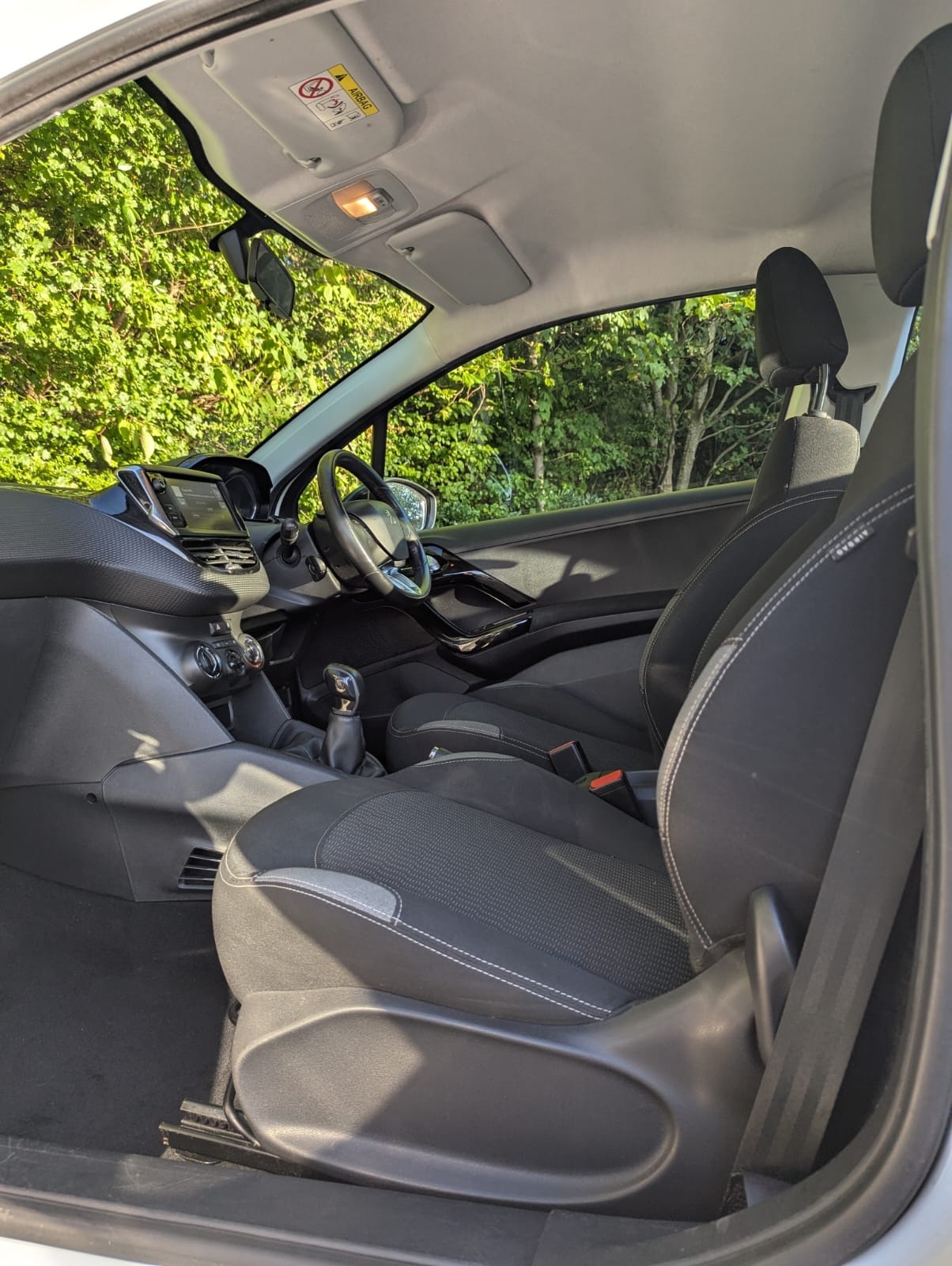 Used Peugeot 208 2016 for sale - 77643879: Photo 20